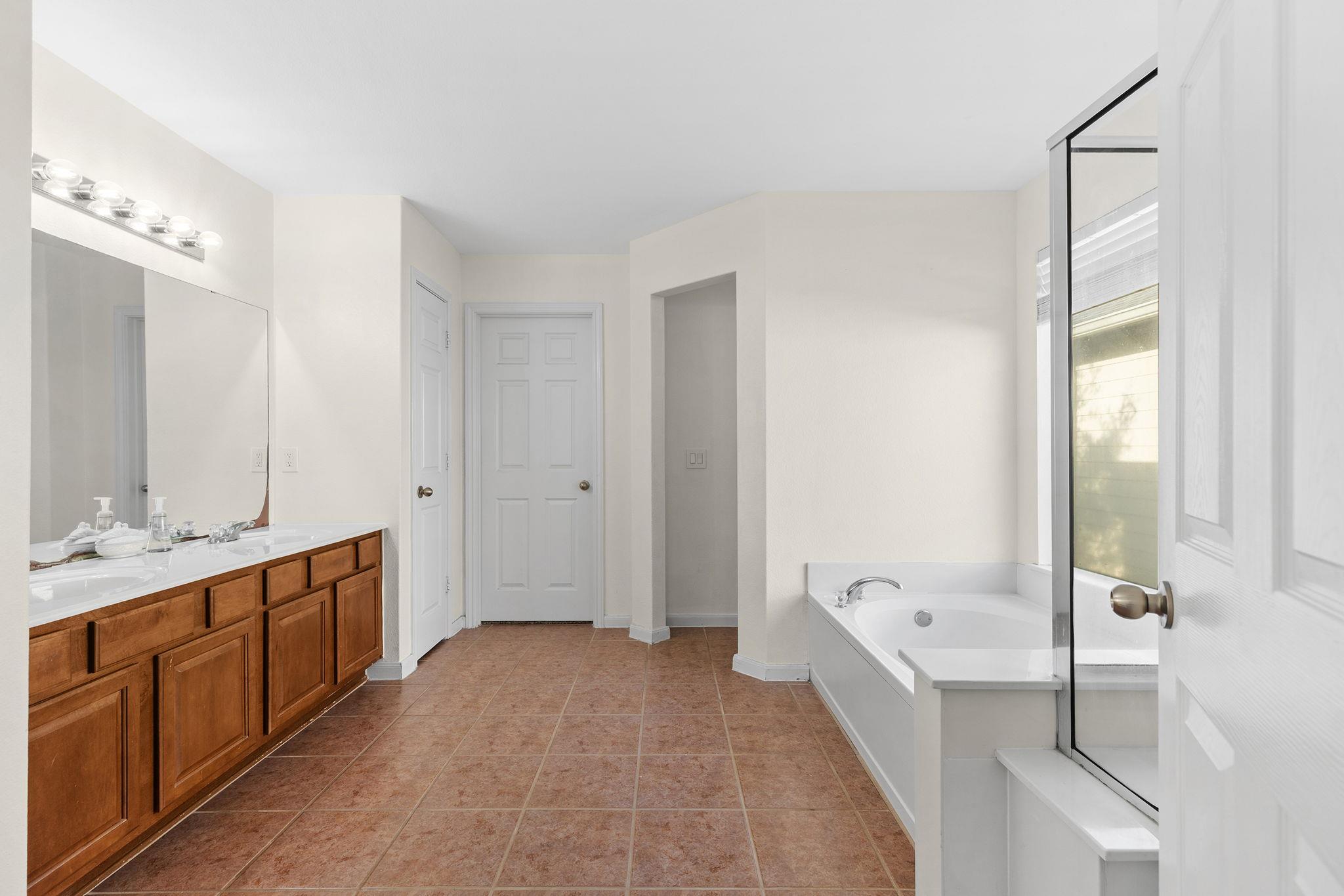 3517 Shiraz Loop Round Rock TX 78665