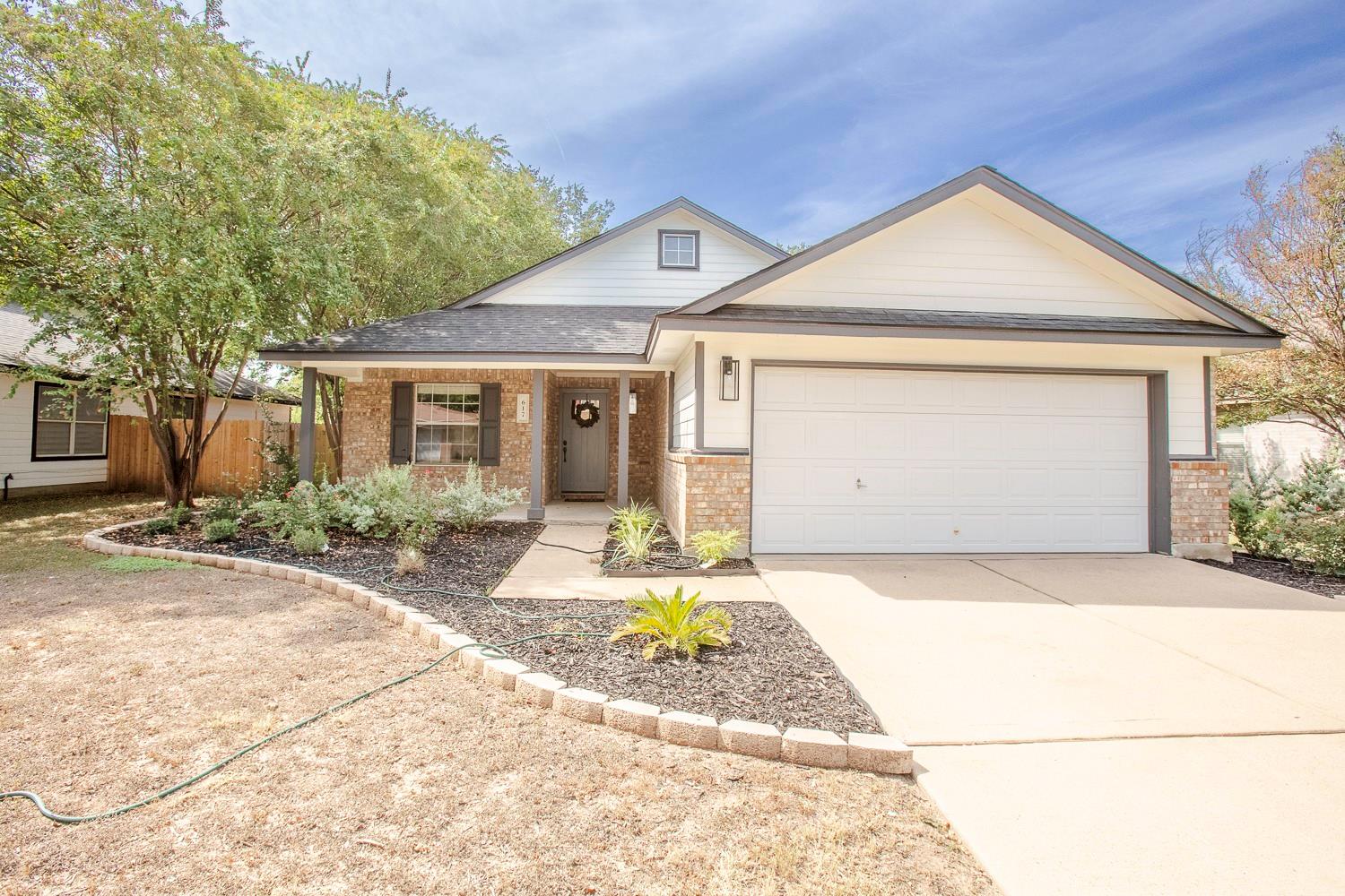 617 Barbara Way Bastrop TX 78602