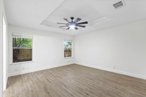 617 Barbara Way Bastrop TX 78602