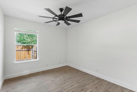 617 Barbara Way Bastrop TX 78602