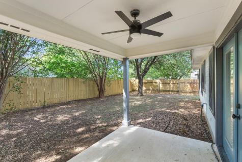617 Barbara Way Bastrop TX 78602