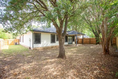 617 Barbara Way Bastrop TX 78602