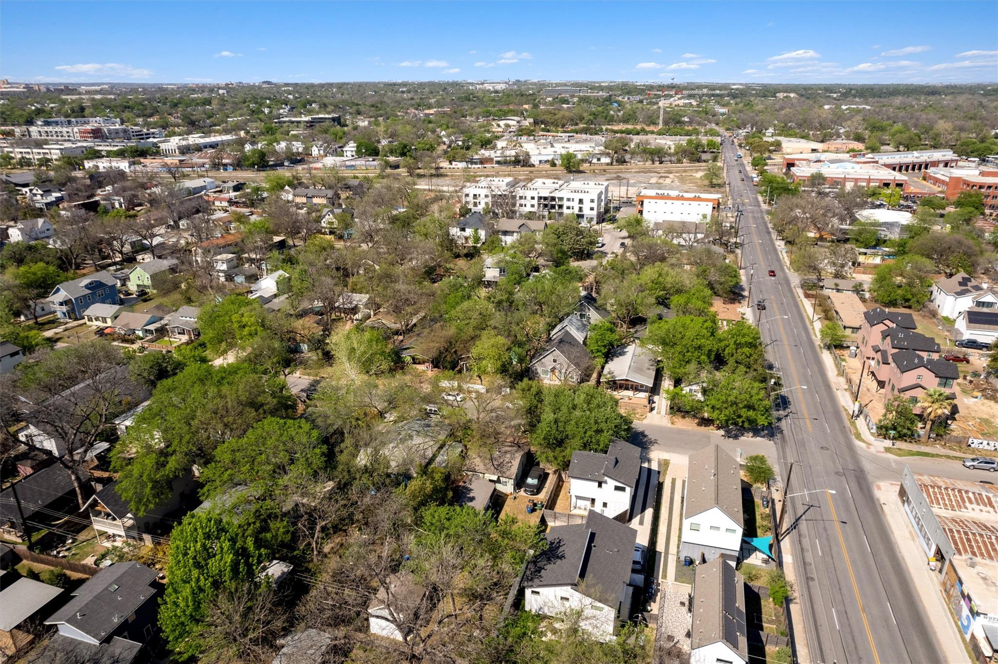 2710 E 3rd Street Austin TX 78702