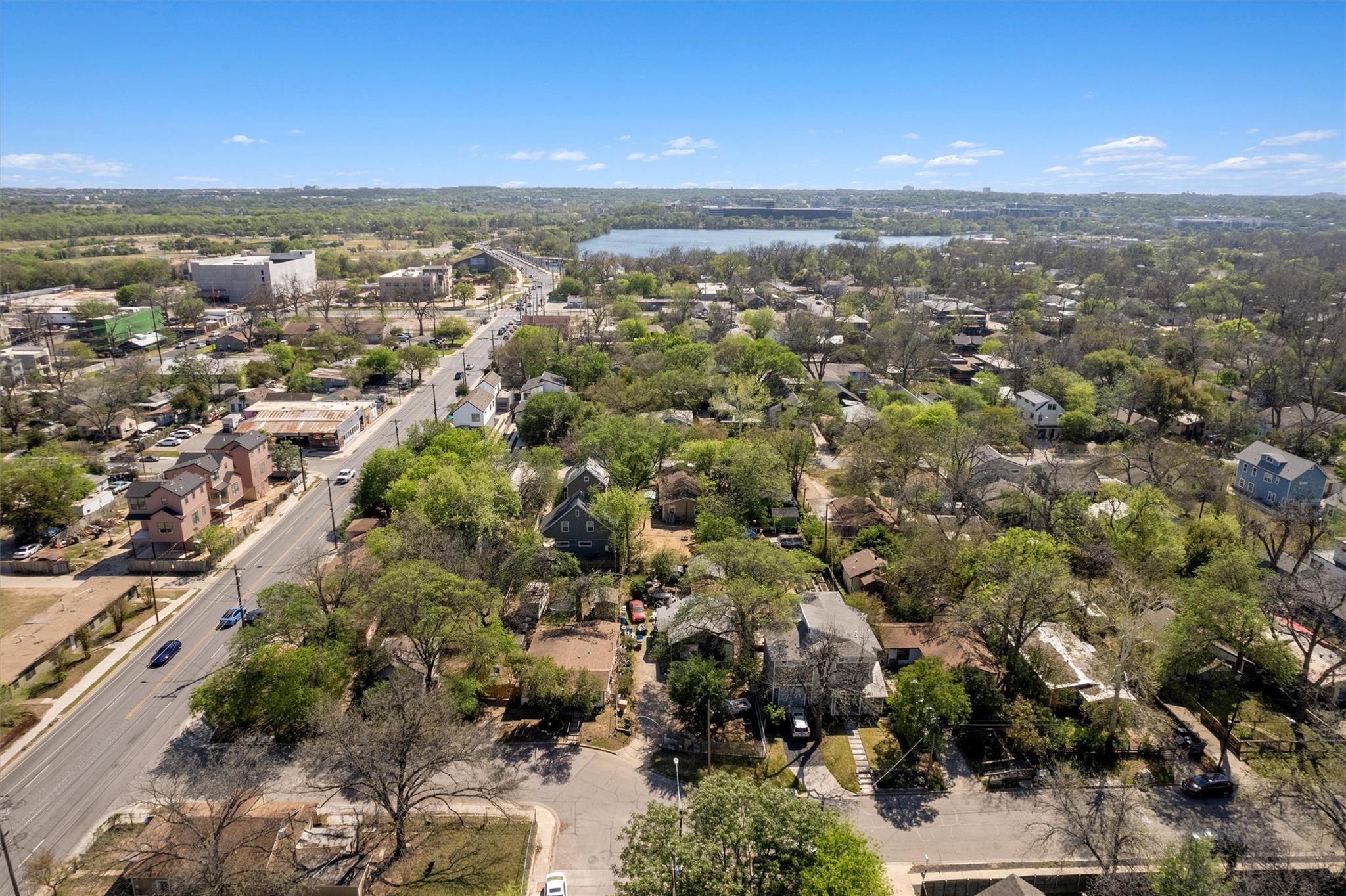 2710 E 3rd Street Austin TX 78702