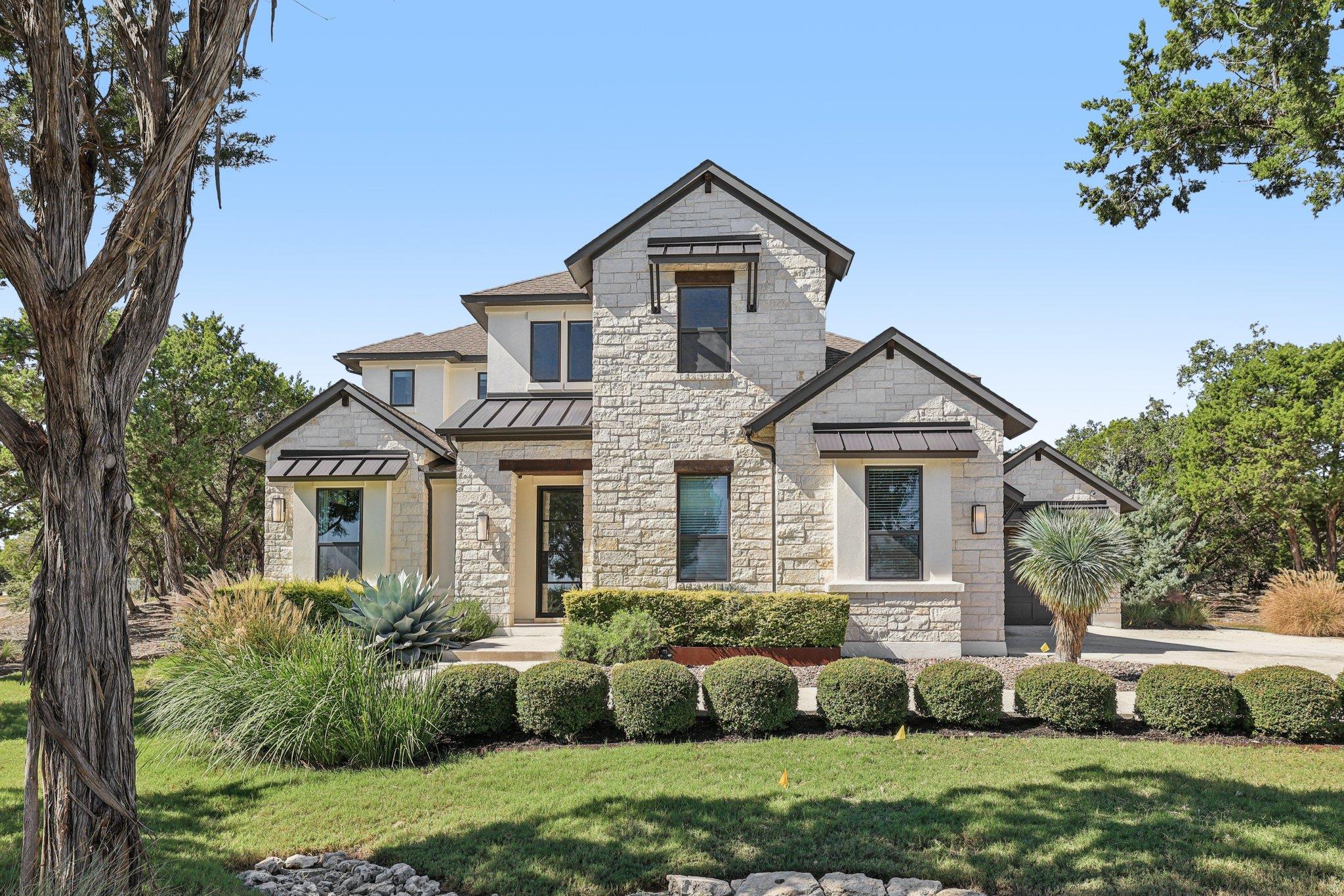 19316 Splendor Court Jonestown TX 78645