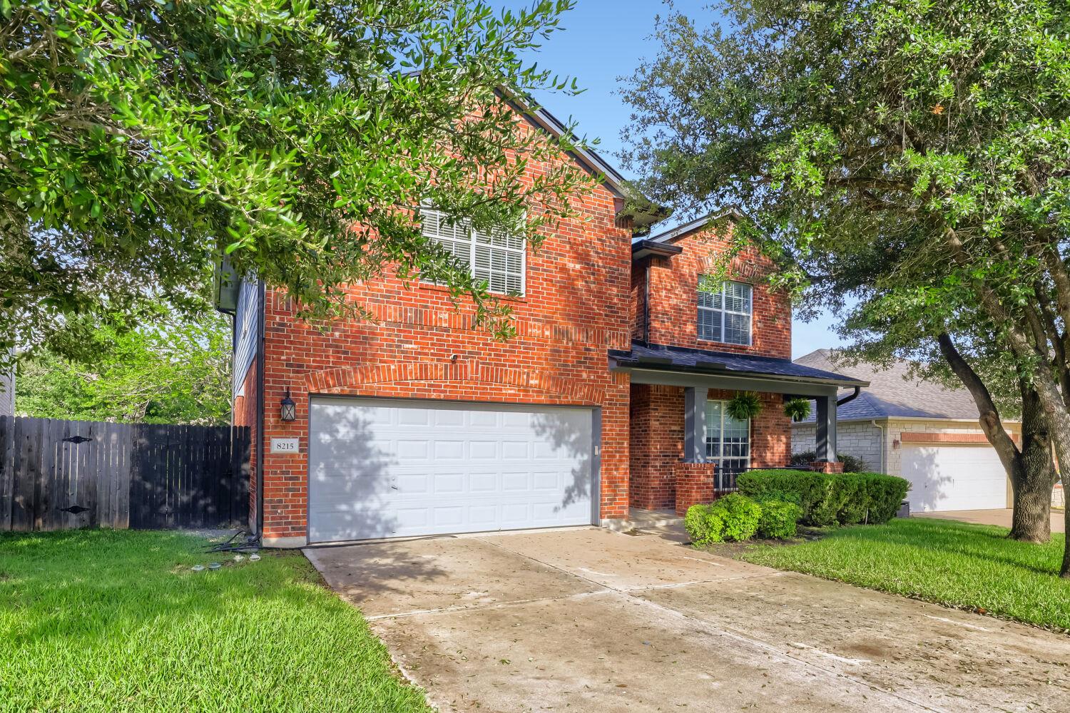 8215 Menlo Park Place Round Rock TX 78681