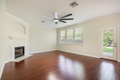 8215 Menlo Park Place Round Rock TX 78681