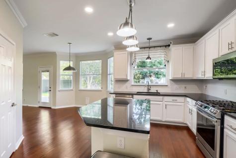8215 Menlo Park Place Round Rock TX 78681