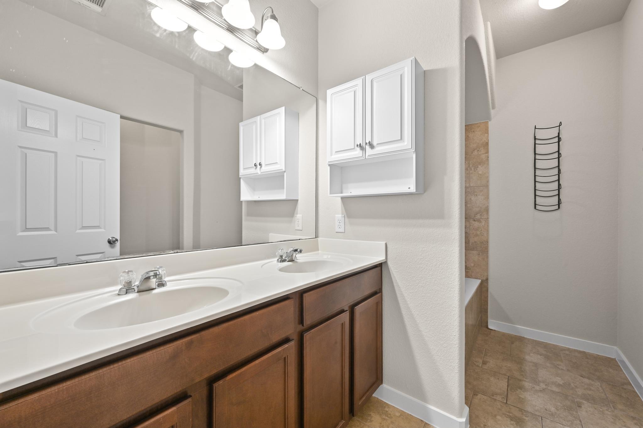 2101 Rivers Edge Way Austin TX 78741