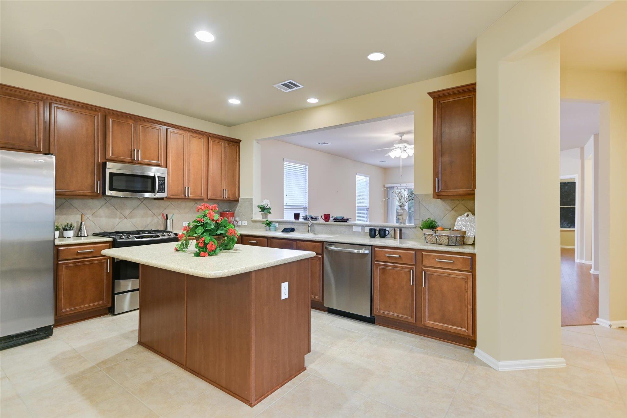 915 Apache Mountain Lane Georgetown TX 78633