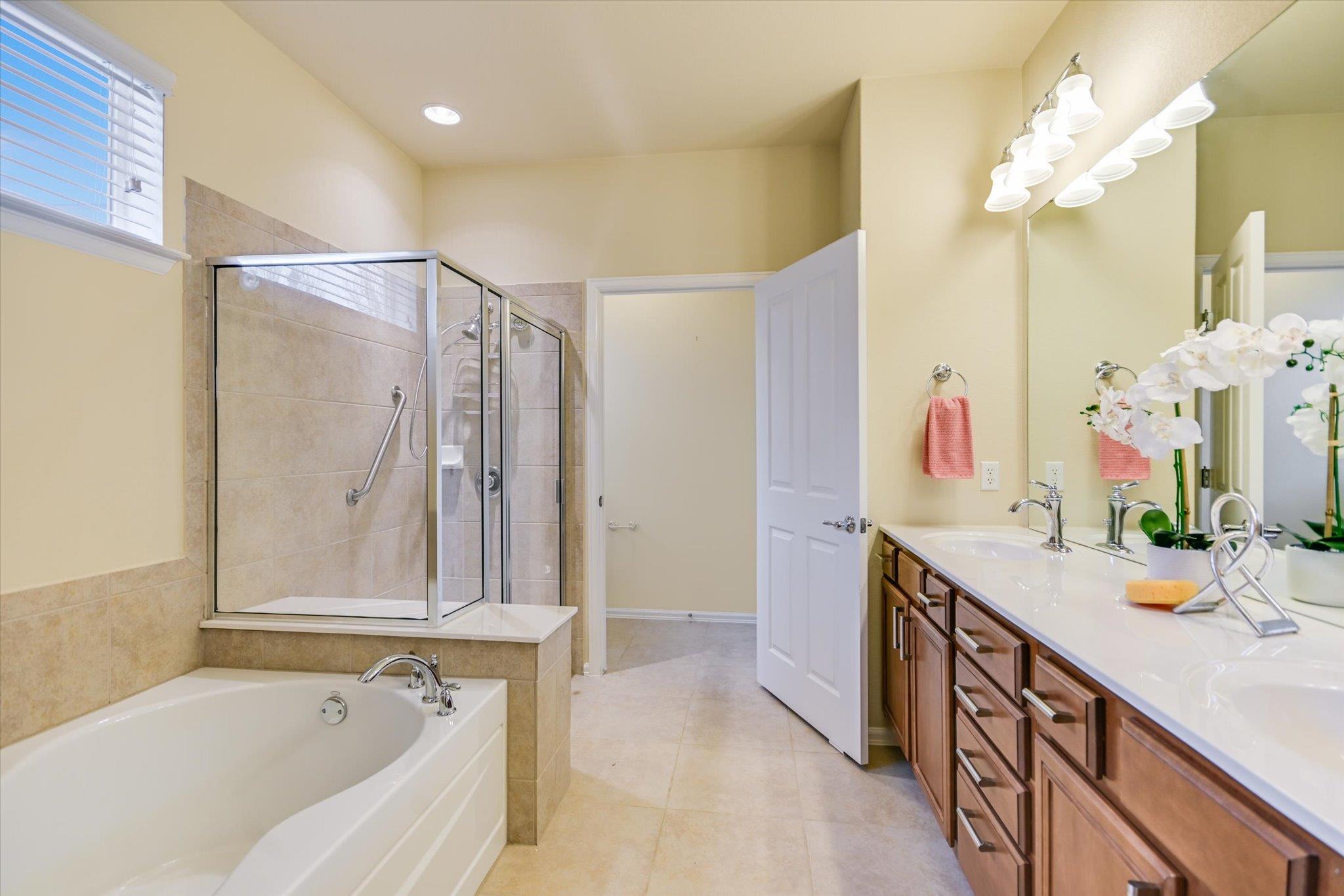 915 Apache Mountain Lane Georgetown TX 78633