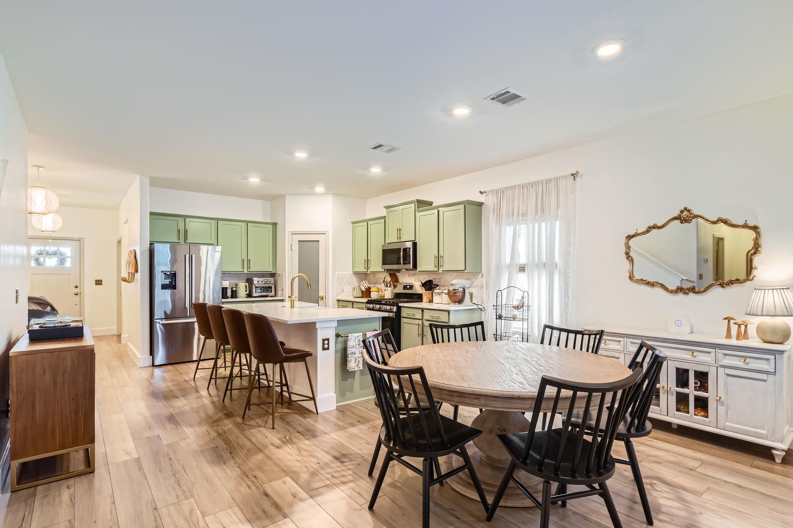 261 Mendoza Kyle TX 78640