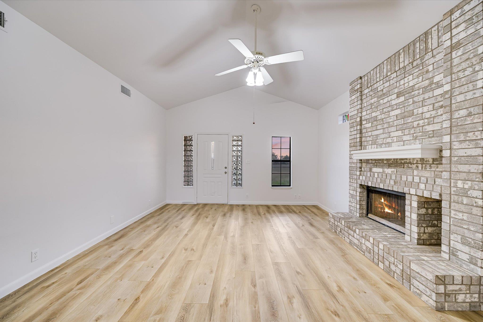 122 Forest Lake Drive Del Valle TX 78617