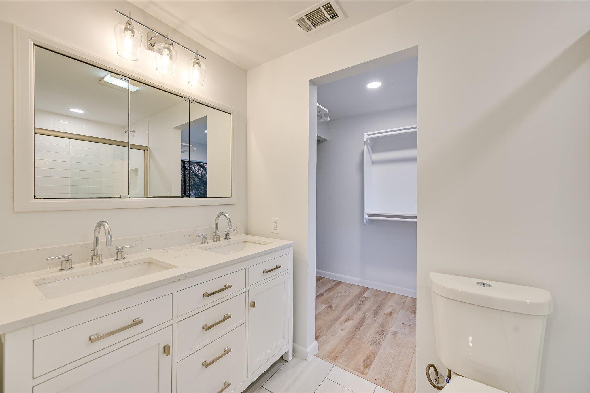 122 Forest Lake Drive Del Valle TX 78617