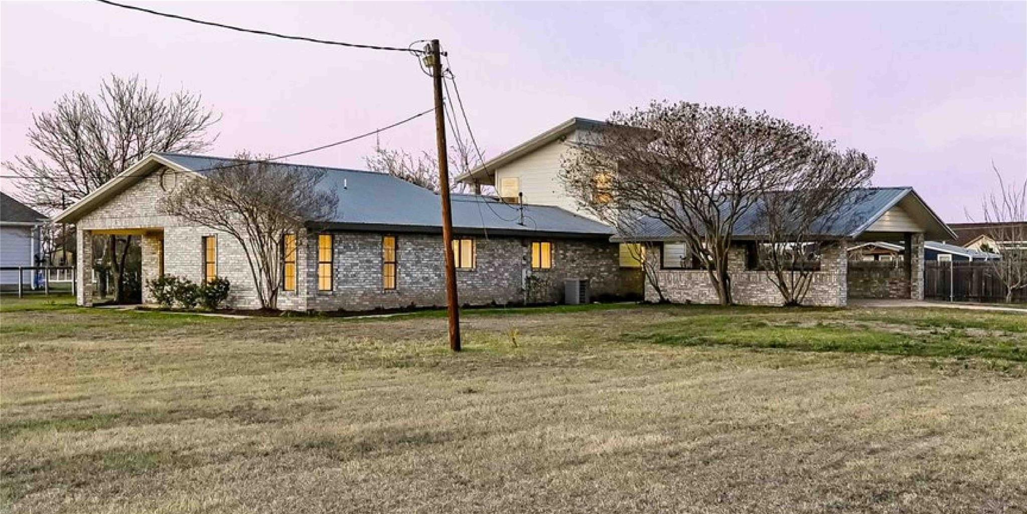 122 Forest Lake Drive Del Valle TX 78617