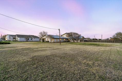 122 Forest Lake Drive Del Valle TX 78617