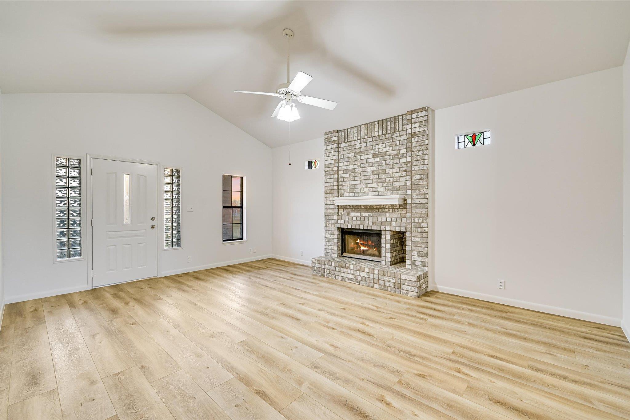 122 Forest Lake Drive Del Valle TX 78617
