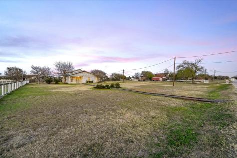 122 Forest Lake Drive Del Valle TX 78617