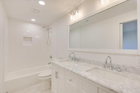 122 Forest Lake Drive Del Valle TX 78617
