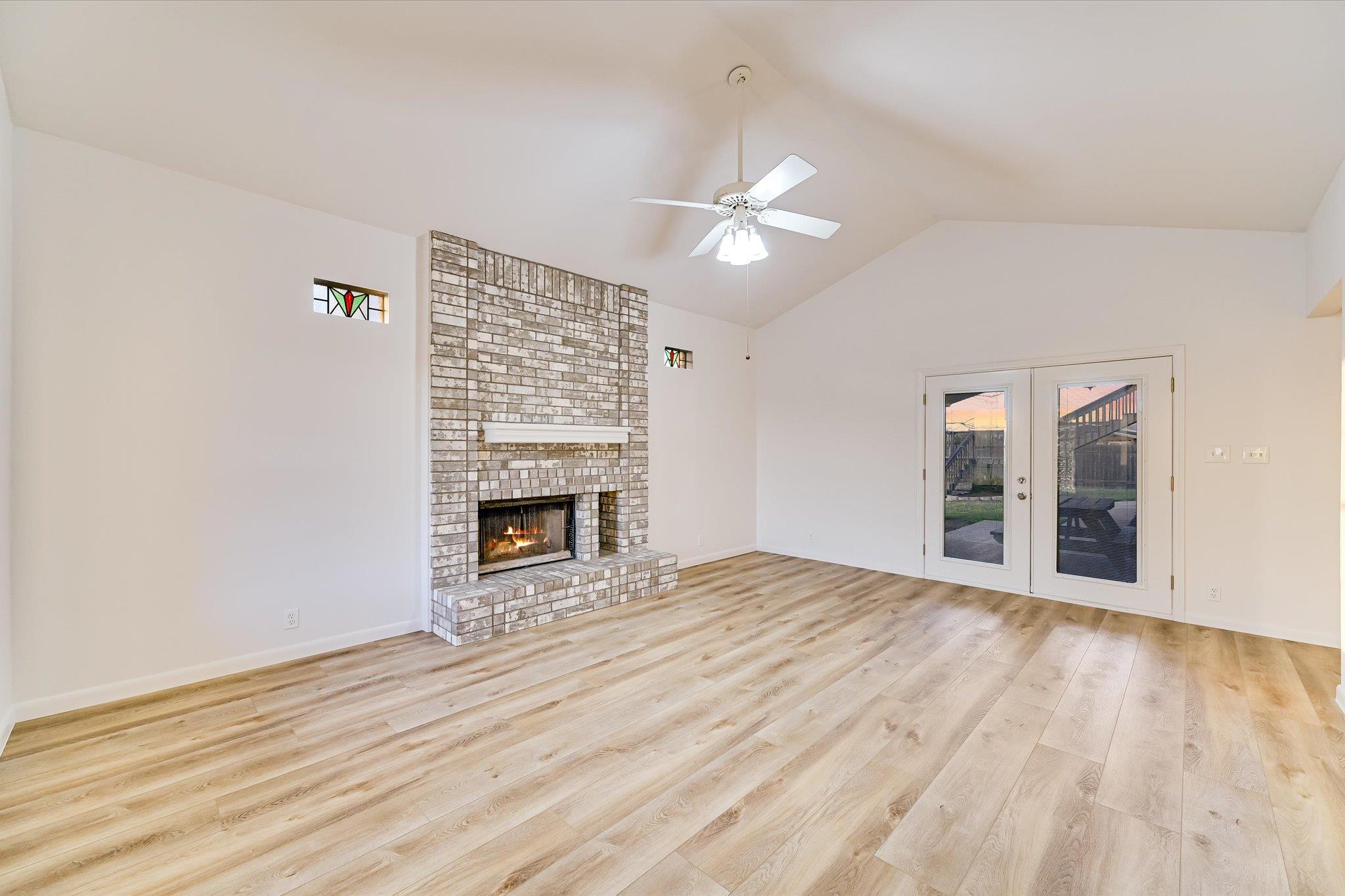 122 Forest Lake Drive Del Valle TX 78617