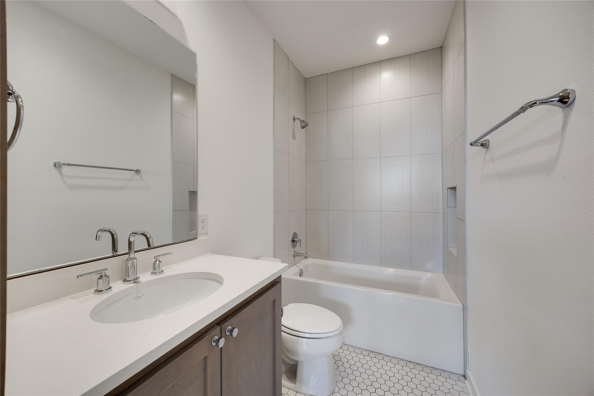 3308 Cantwell Lane Austin TX 78746