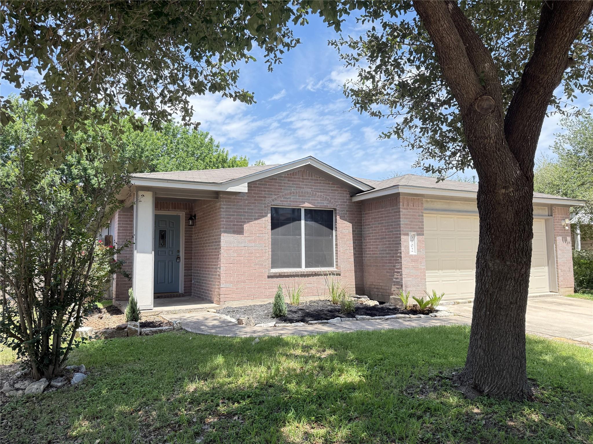 3902 Louise Lee Drive Austin TX 78725