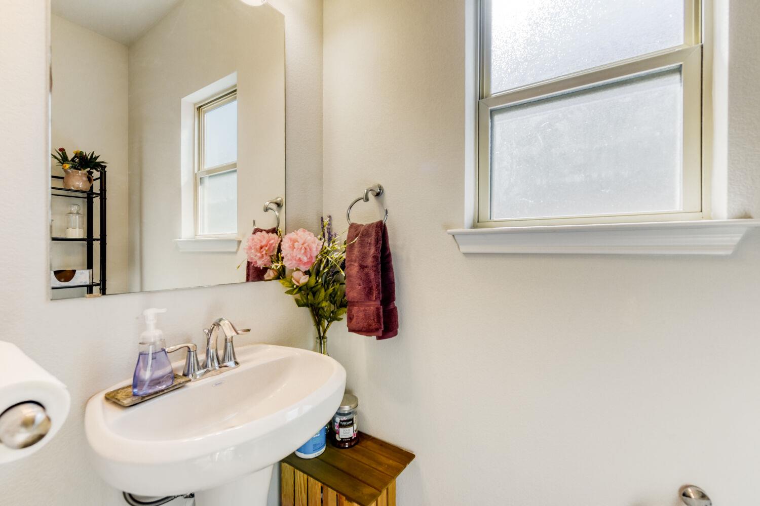 2812 Seneca Path Leander TX 78641