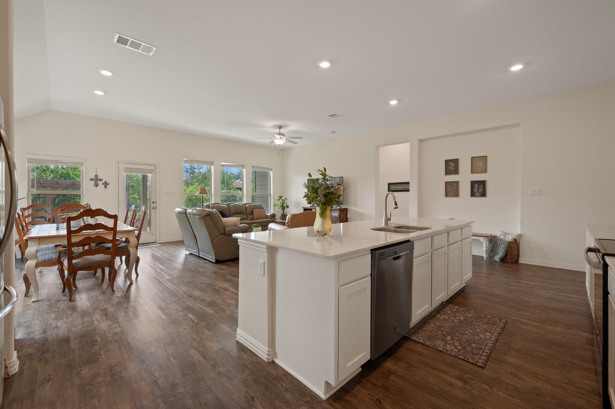1437 Morning View Road Georgetown TX 78628