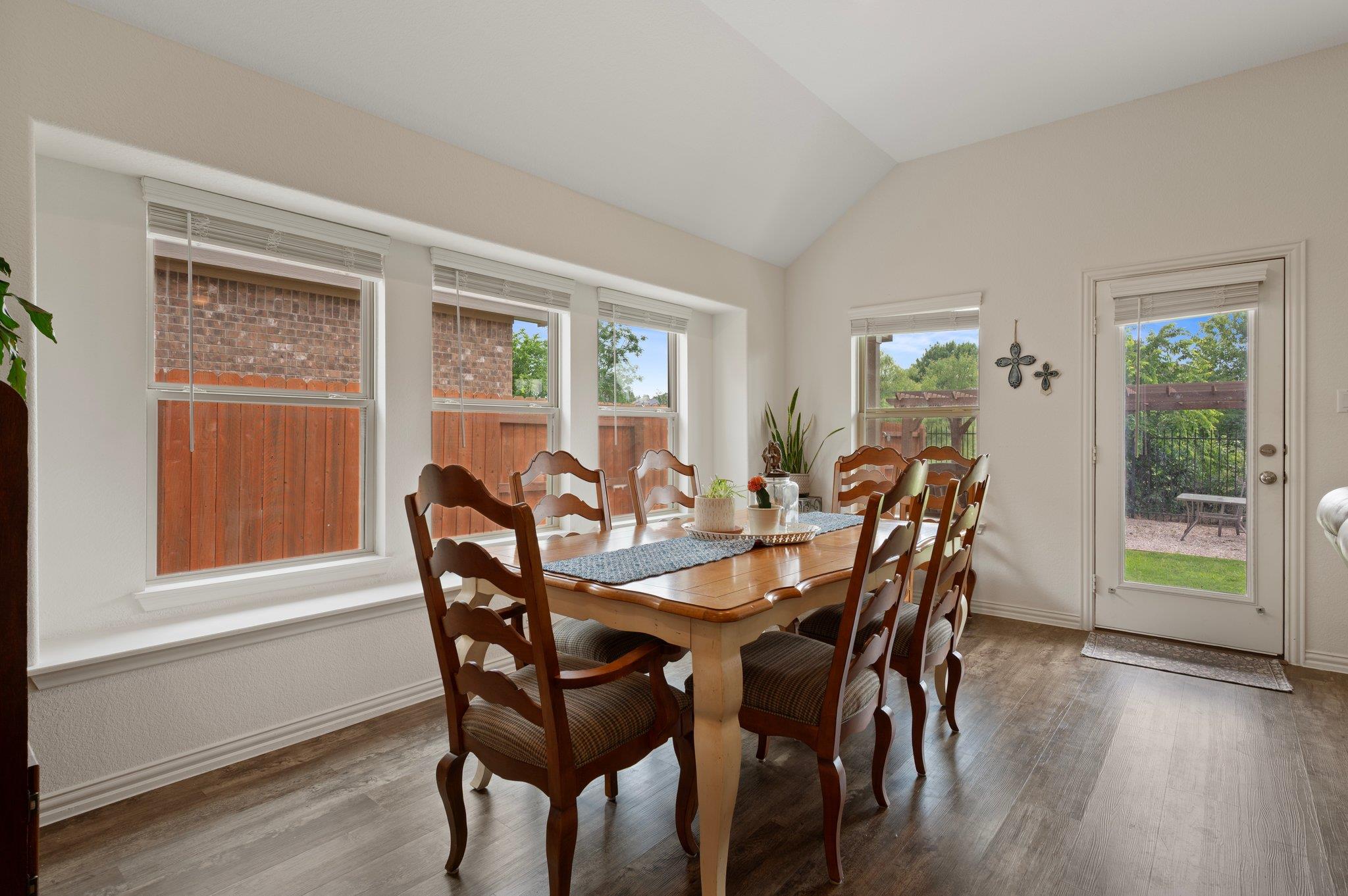 1437 Morning View Road Georgetown TX 78628
