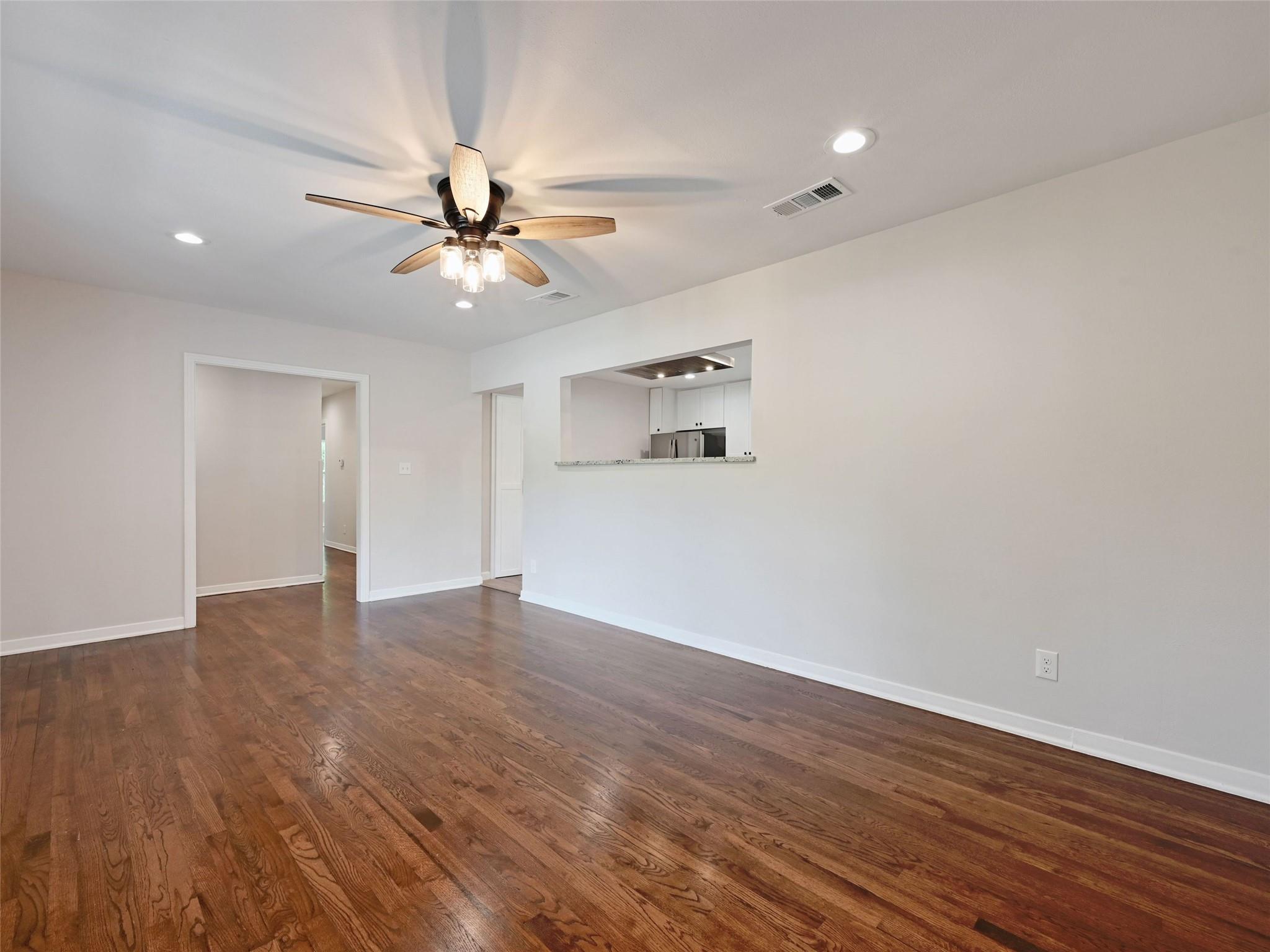 7611 Oak Hedge Place Austin TX 78745