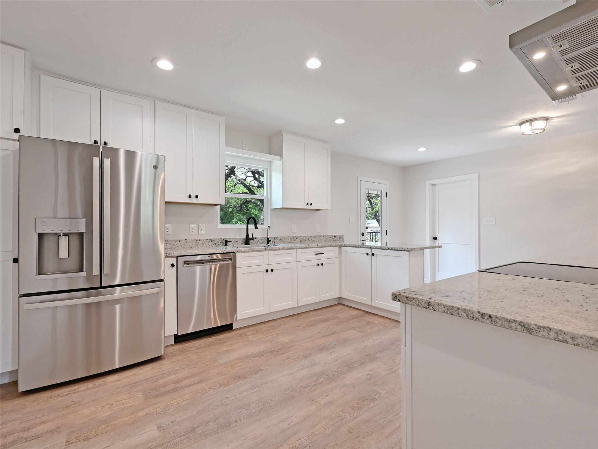7611 Oak Hedge Place Austin TX 78745