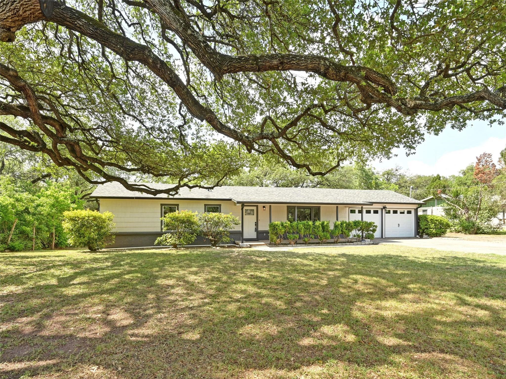 7611 Oak Hedge Place Austin TX 78745
