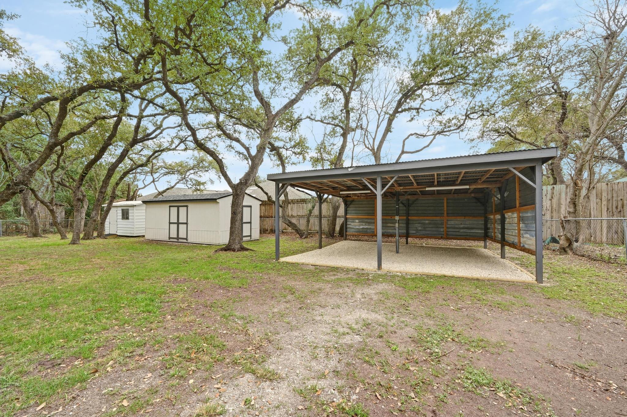 7611 Oak Hedge Place Austin TX 78745