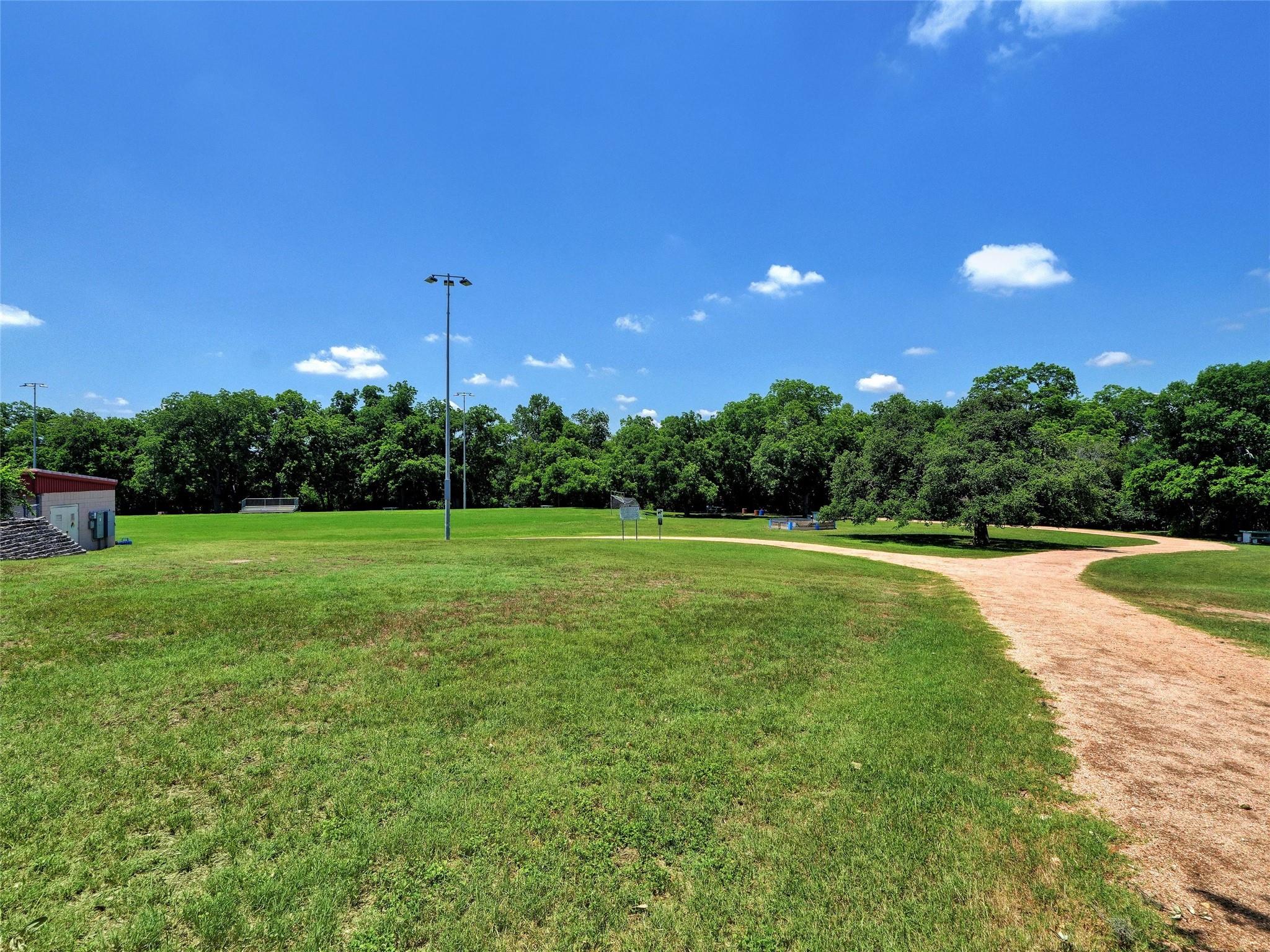 7611 Oak Hedge Place Austin TX 78745