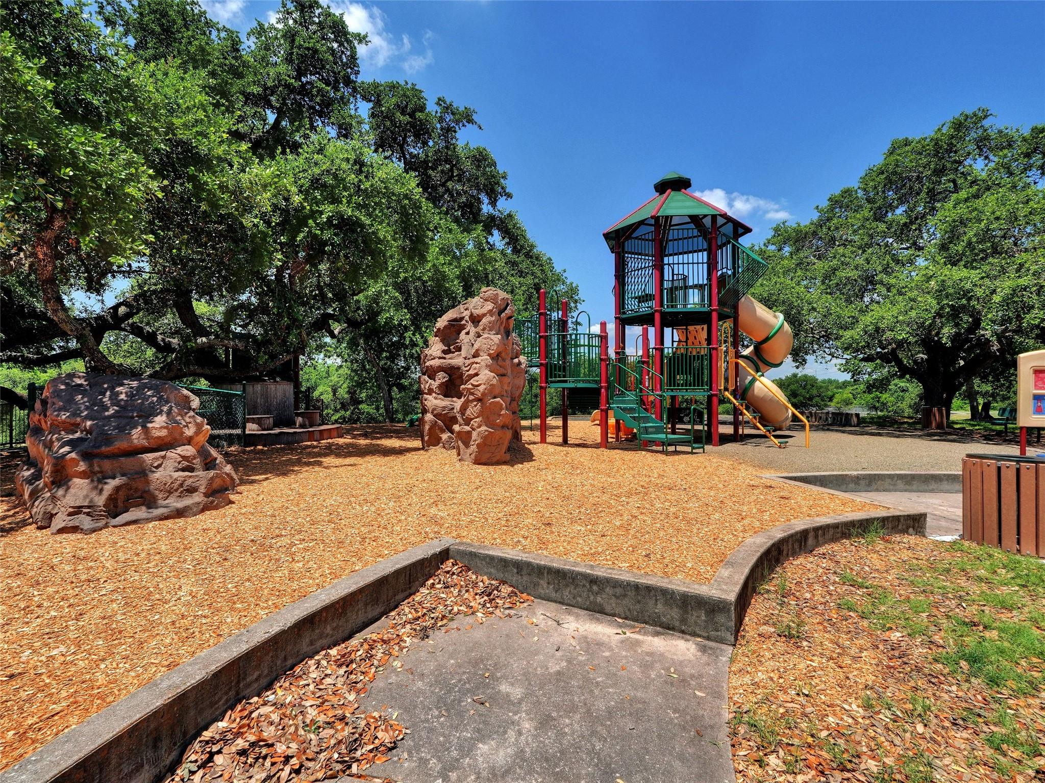 7611 Oak Hedge Place Austin TX 78745