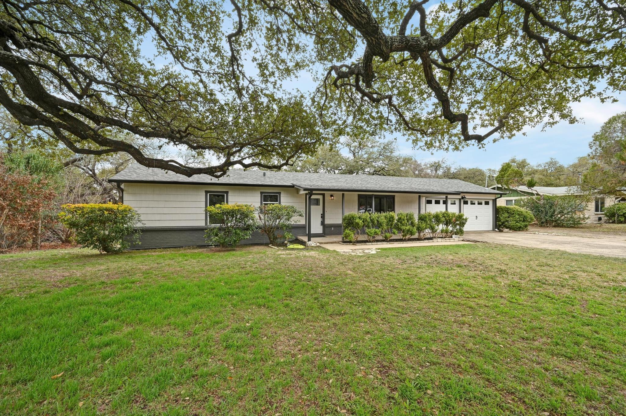 7611 Oak Hedge Place Austin TX 78745