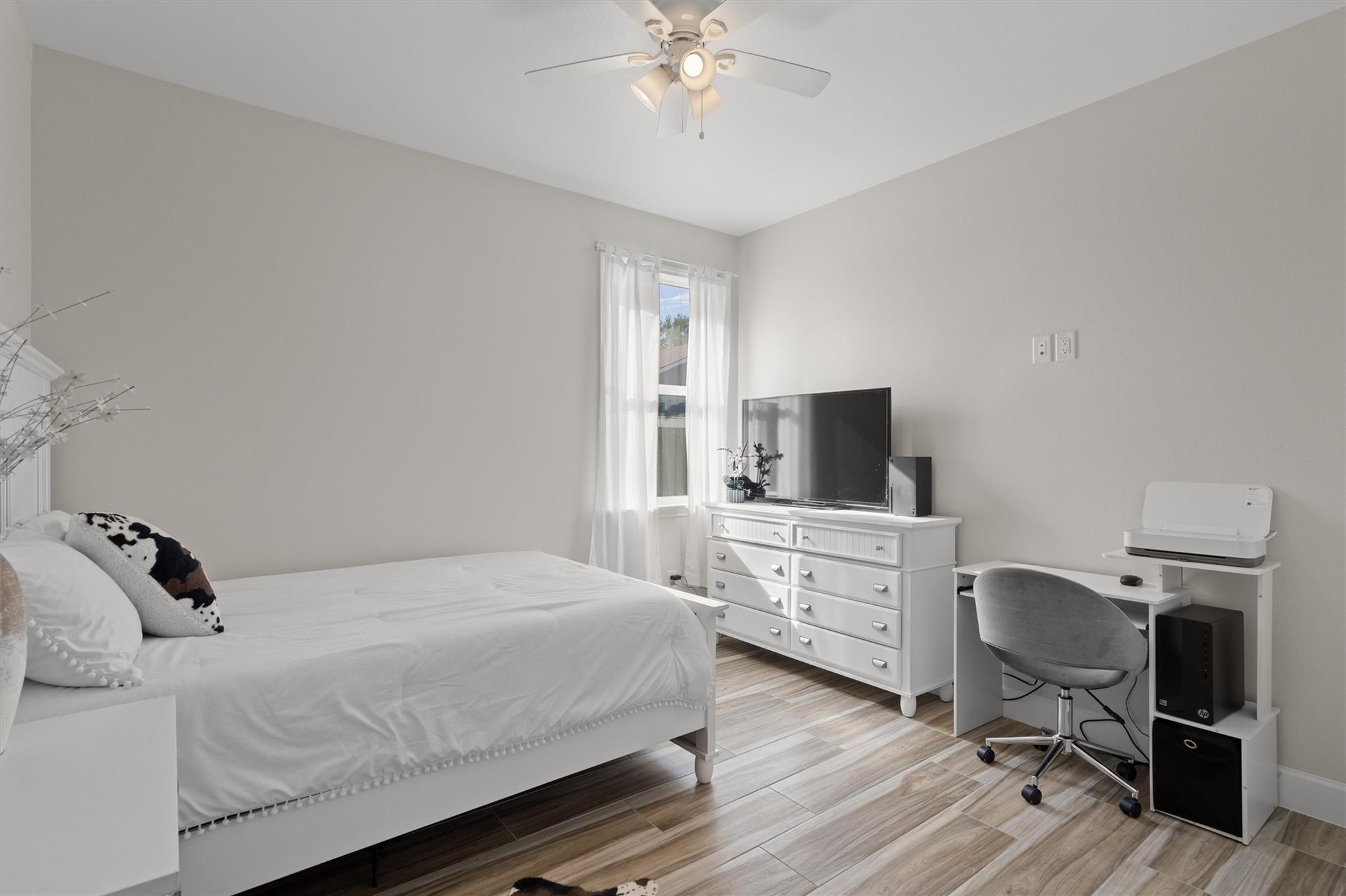 1880 E Highway 21 Paige TX 78659