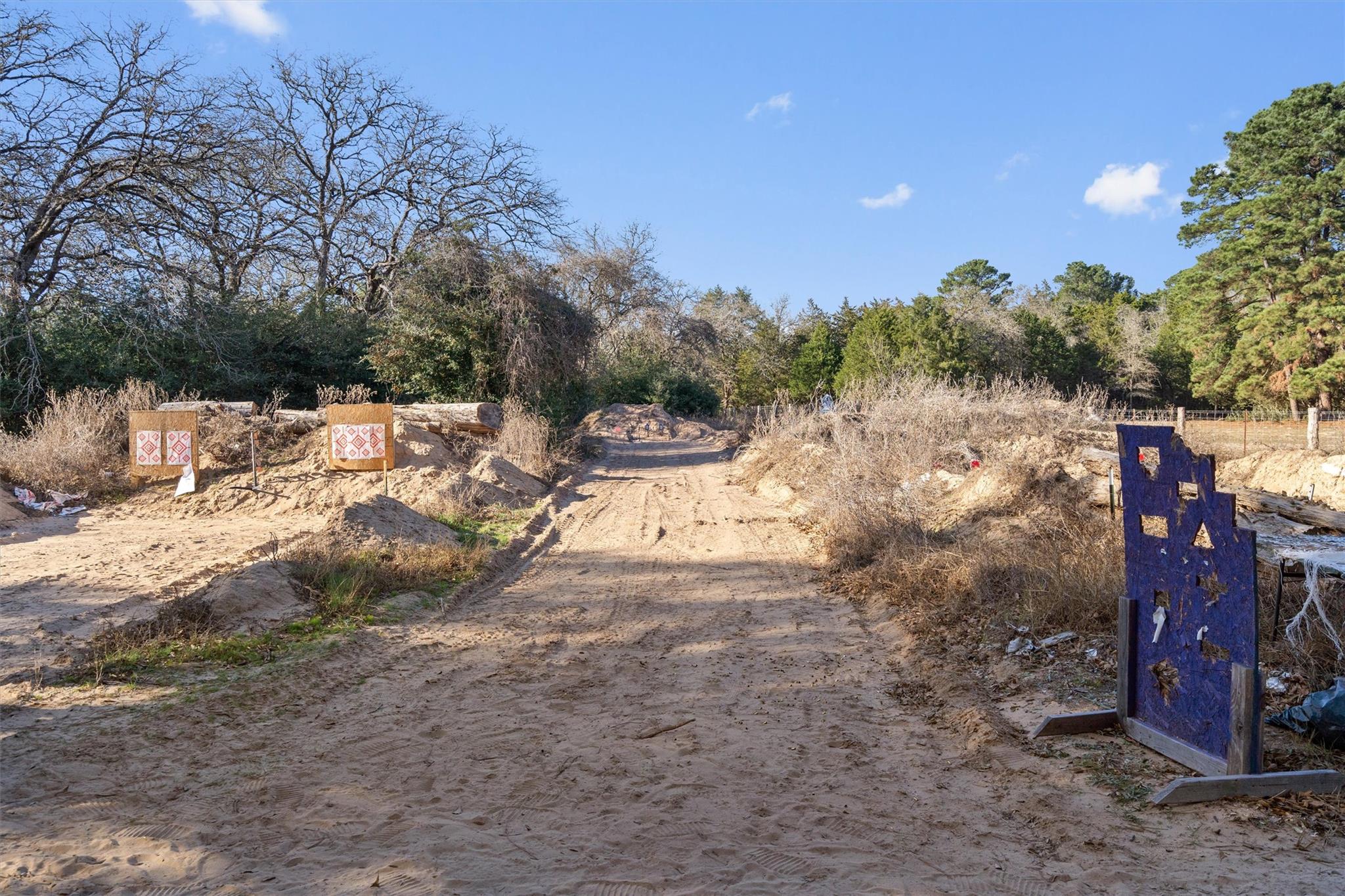 1880 E Highway 21 Paige TX 78659