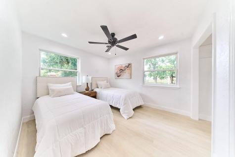 443 Lockener Avenue New Braunfels TX 78130