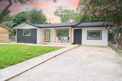 443 Lockener Avenue New Braunfels TX 78130