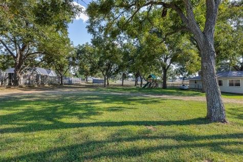 1906 Gun And Rod Road Brenham TX 77833