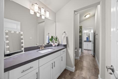 15705 Colinas Cove Bee Cave TX 78738