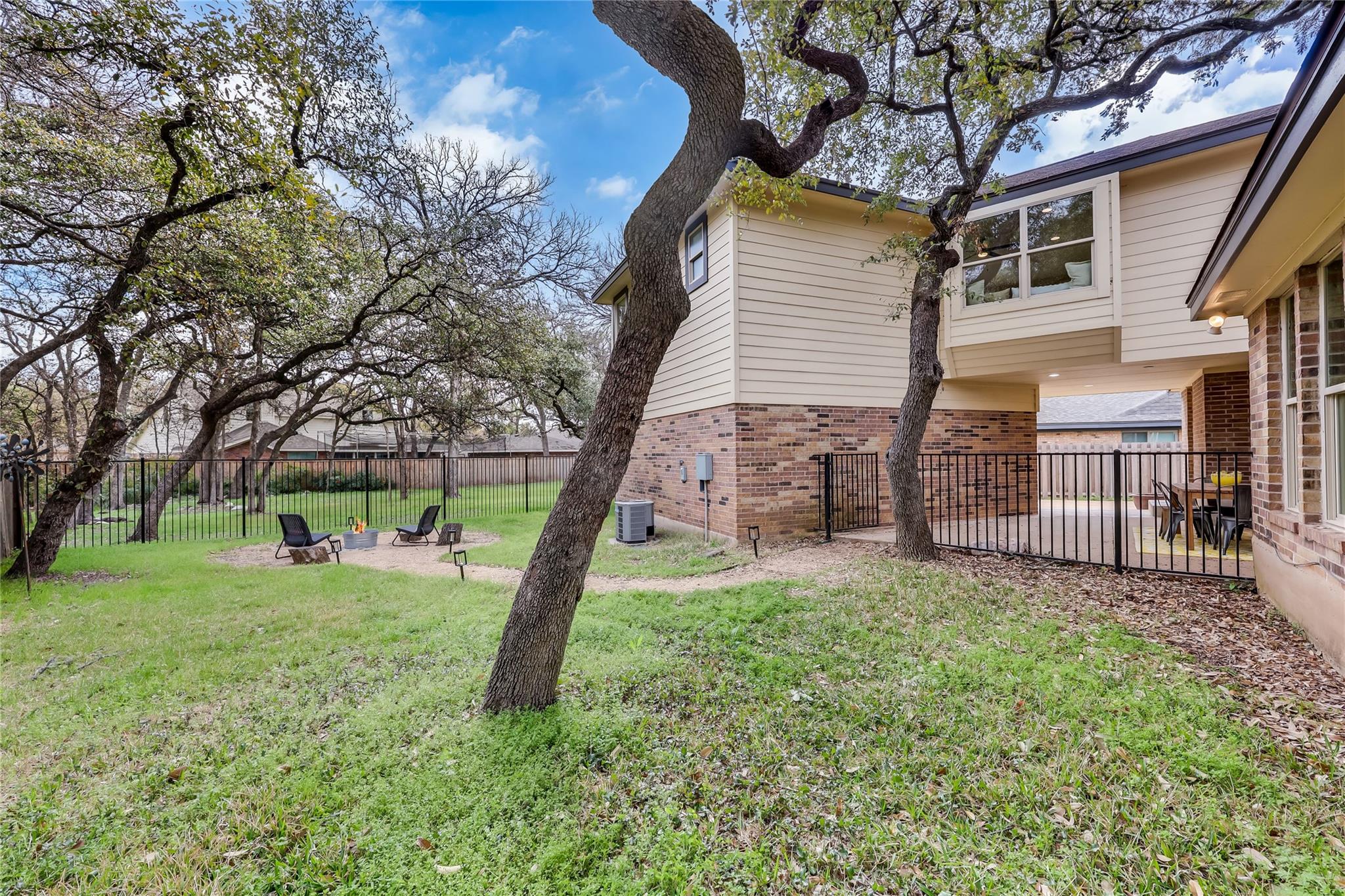 6905 Treaty Oak Circle Austin TX 78749