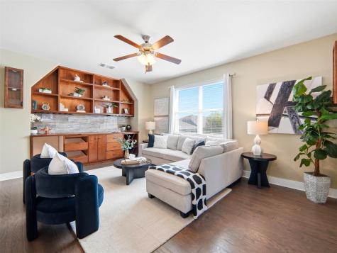 6916 Cardinal Bloom Loop Austin TX 78744