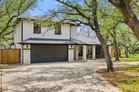 607 Liveoak Drive Johnson City TX 78636