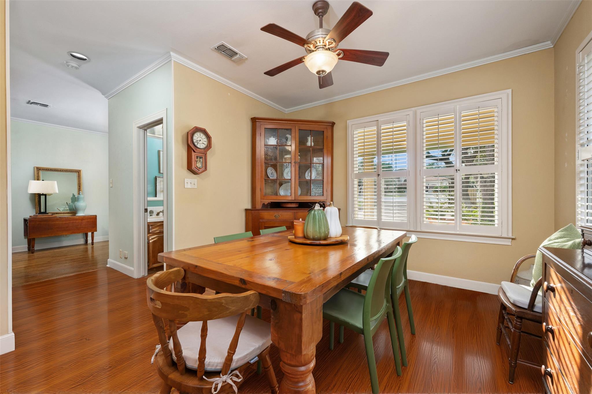 52 Club Estates Parkway The Hills TX 78738