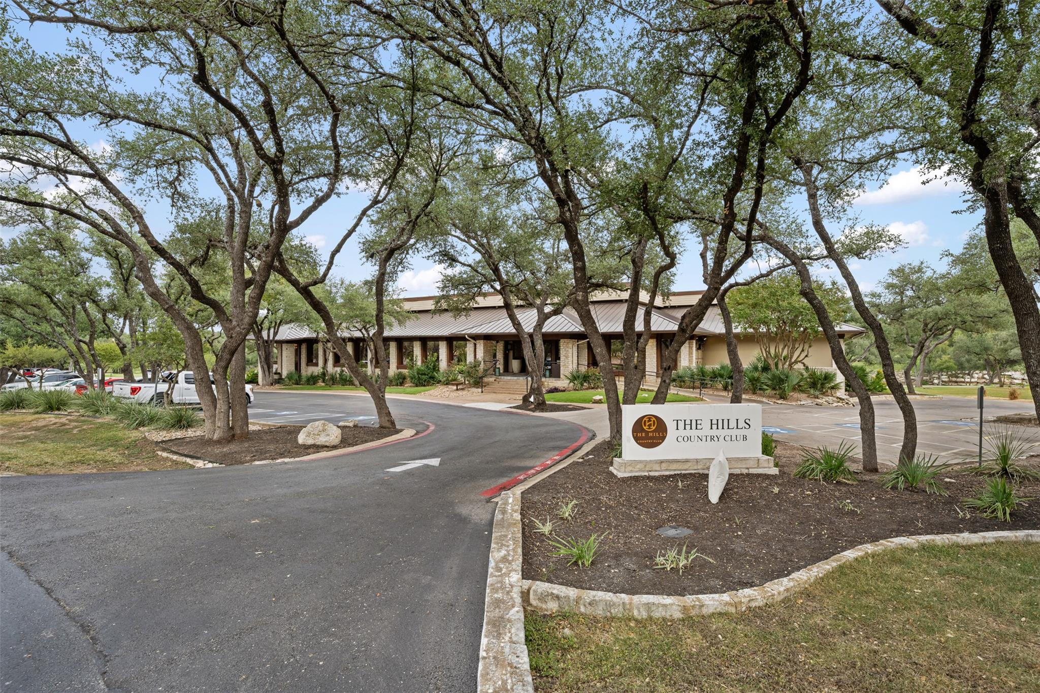 52 Club Estates Parkway The Hills TX 78738