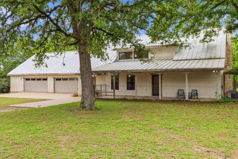 1800 County Road 436 Dime Box TX 77853