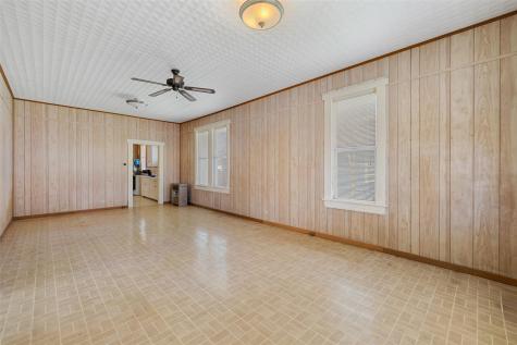 303 Vernon Street Taylor TX 76574