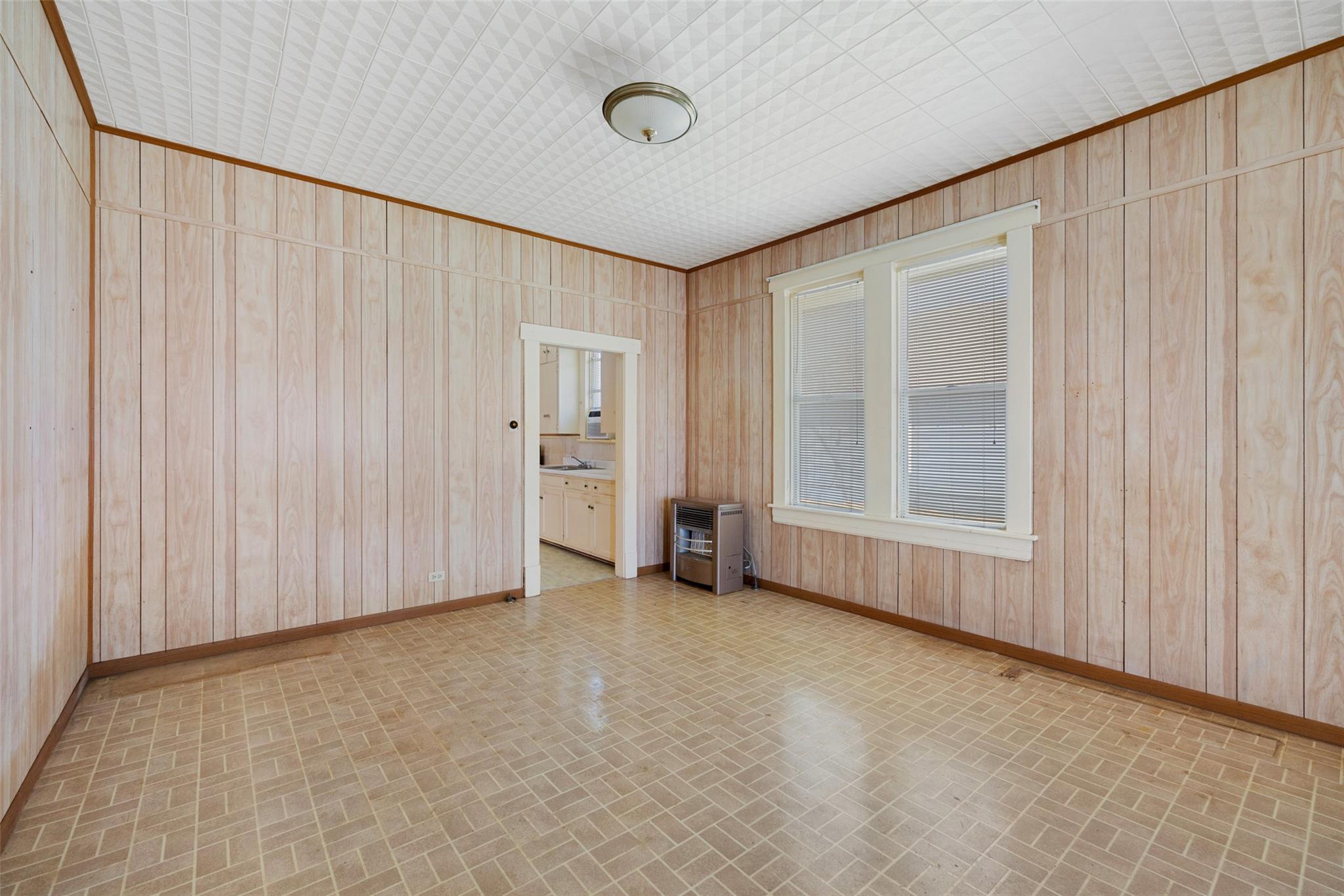 303 Vernon Street Taylor TX 76574